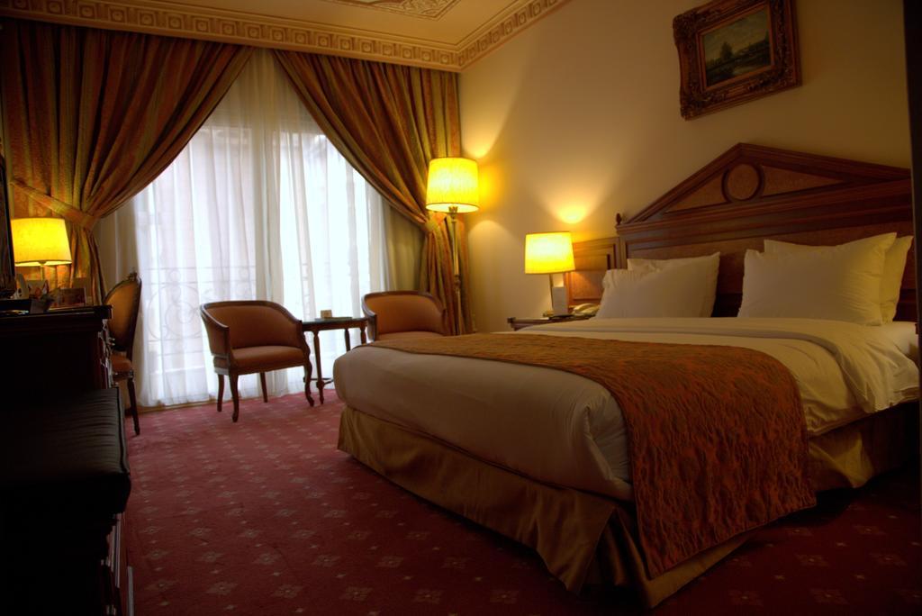 Serenada Golden Palace - Boutique Hotel Beirut Exterior foto