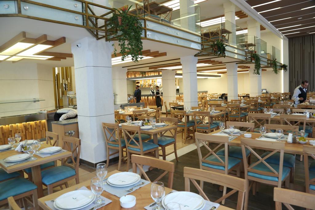 Serenada Golden Palace - Boutique Hotel Beirut Exterior foto